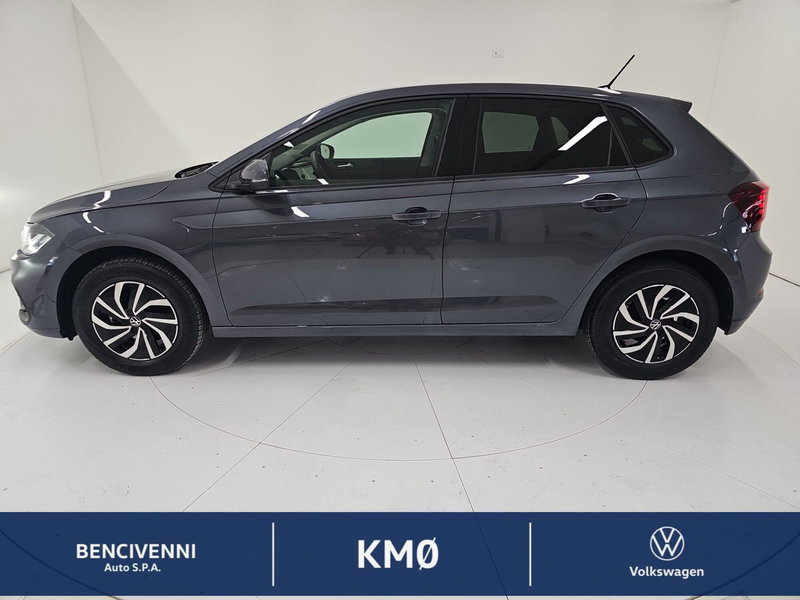 Volkswagen Polo nuova a Catanzaro (12)