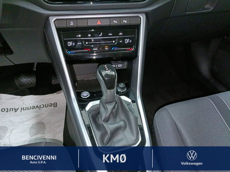 Volkswagen T-Roc nuova a Catanzaro (18)