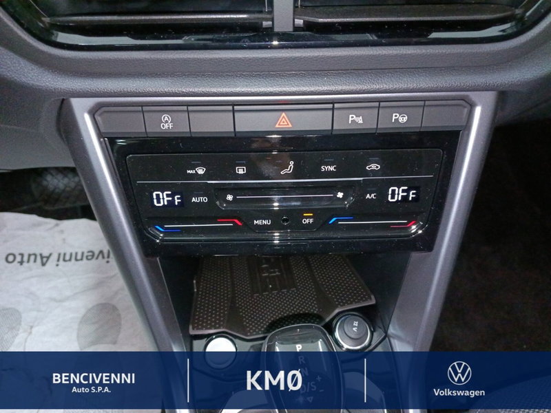 Volkswagen T-Roc nuova a Catanzaro (19)