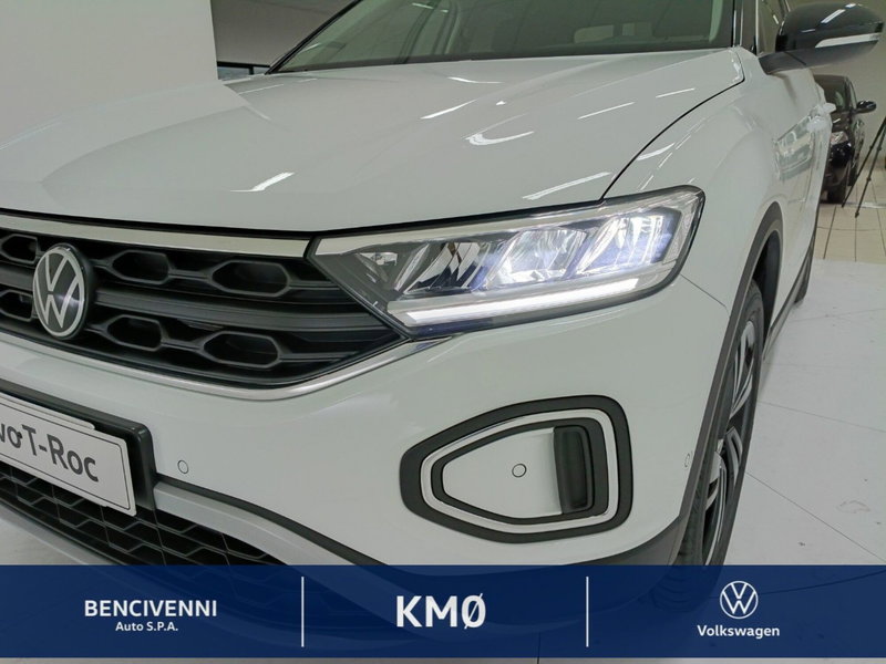 Volkswagen T-Roc nuova a Catanzaro (2)
