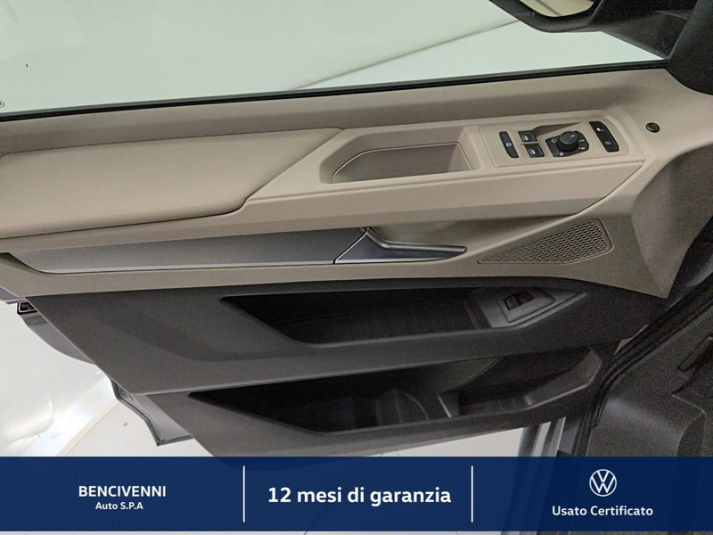 Volkswagen Multivan usata a Catanzaro (13)
