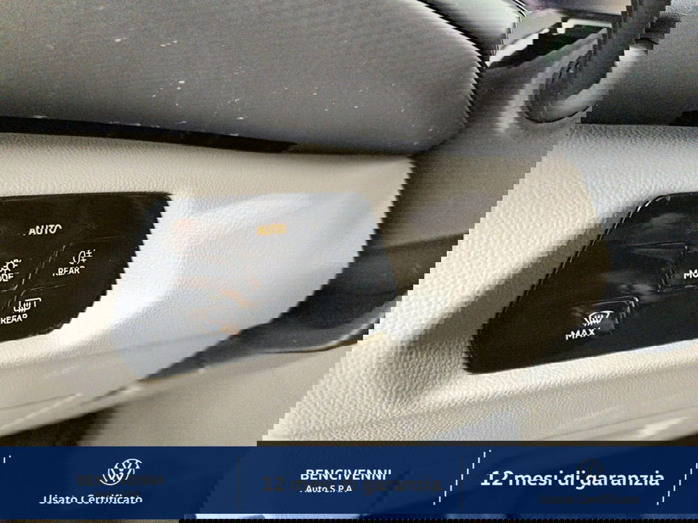 Volkswagen Multivan usata a Catanzaro (15)