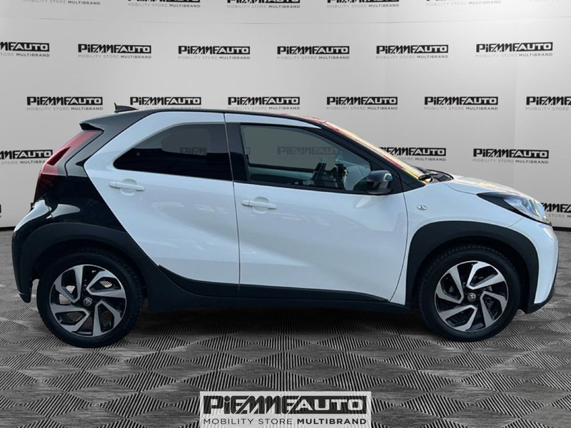 Toyota Aygo X usata a Piacenza (6)