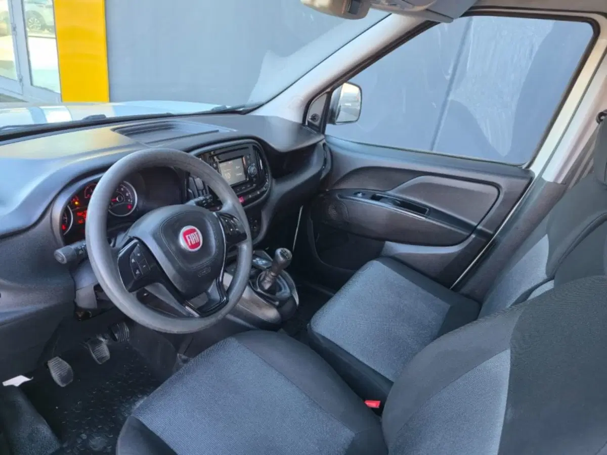 Fiat Doblò Furgone usata a Foggia (11)