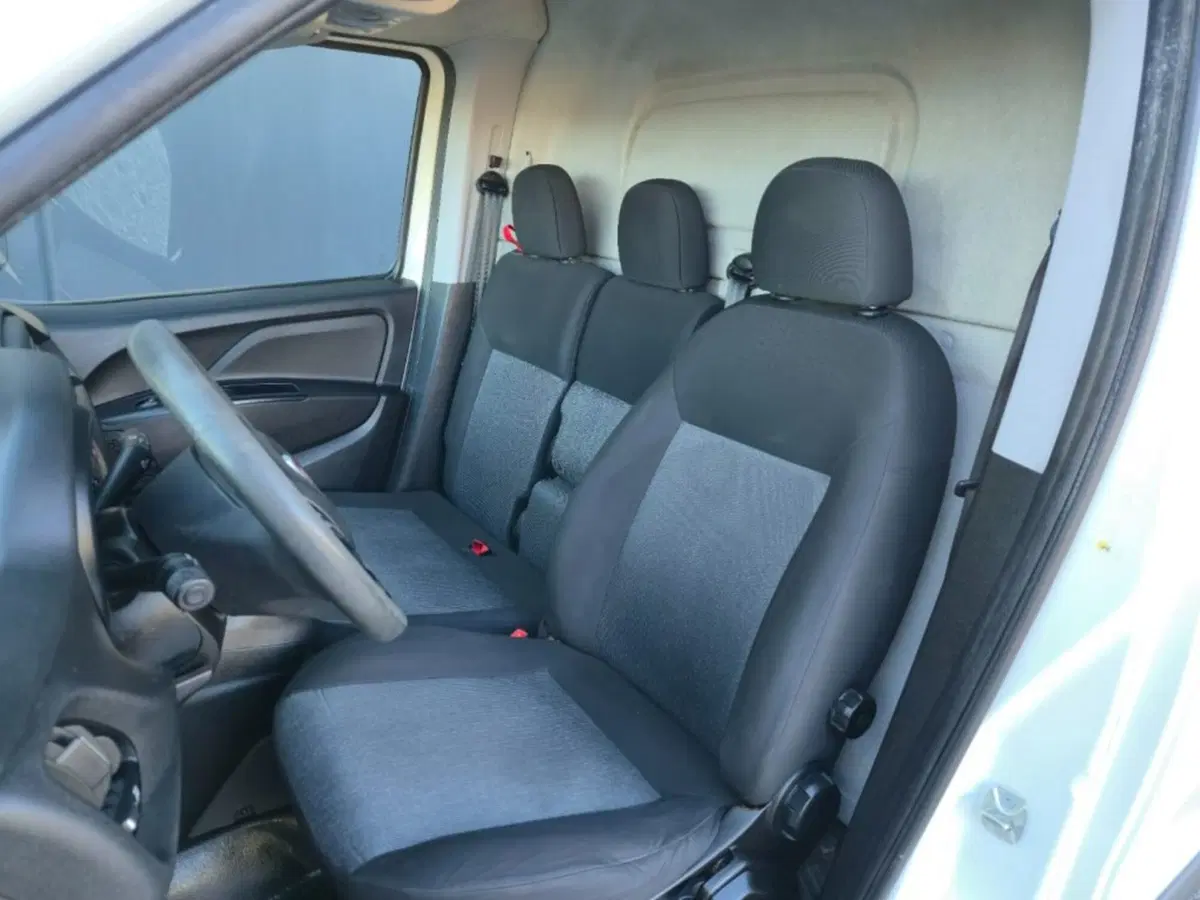 Fiat Doblò Furgone usata a Foggia (12)