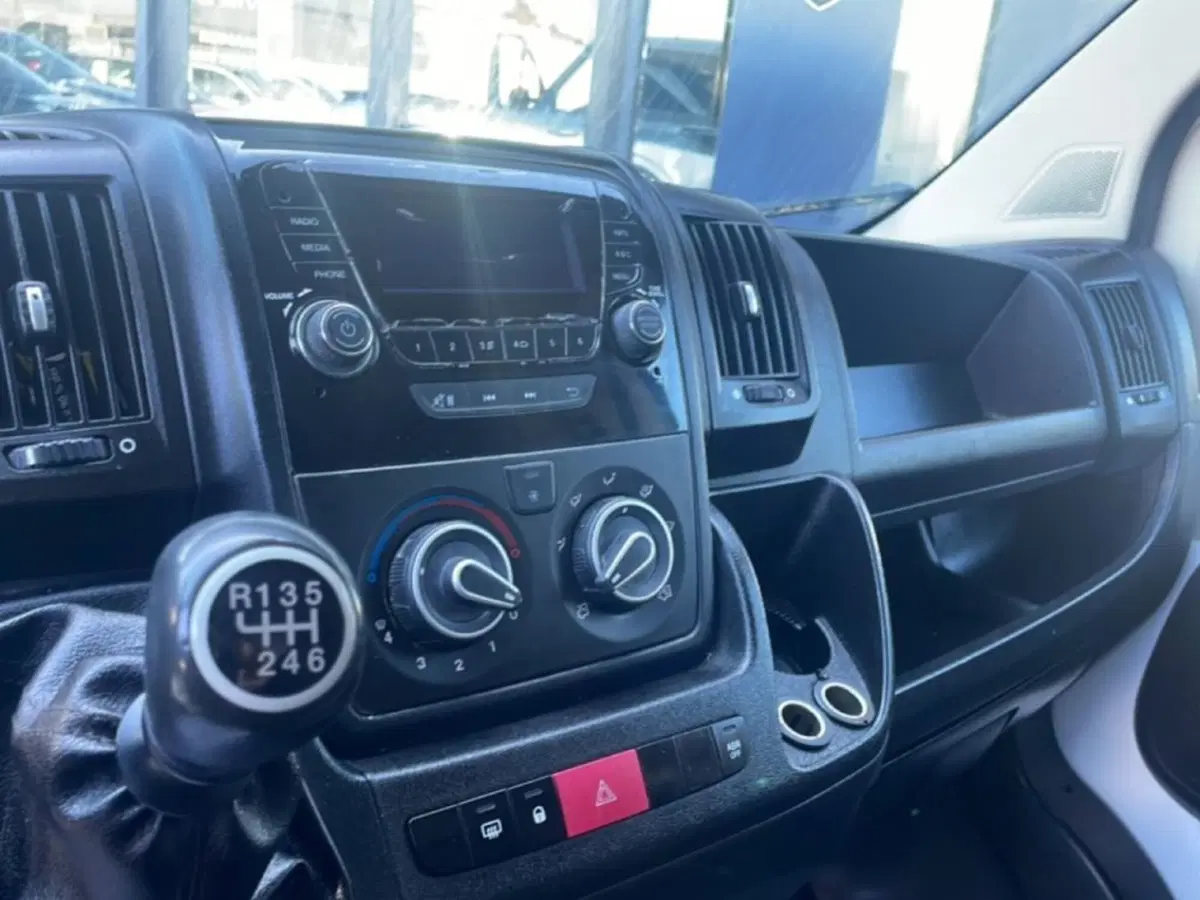 Peugeot Boxer Furgone usata a Foggia (10)