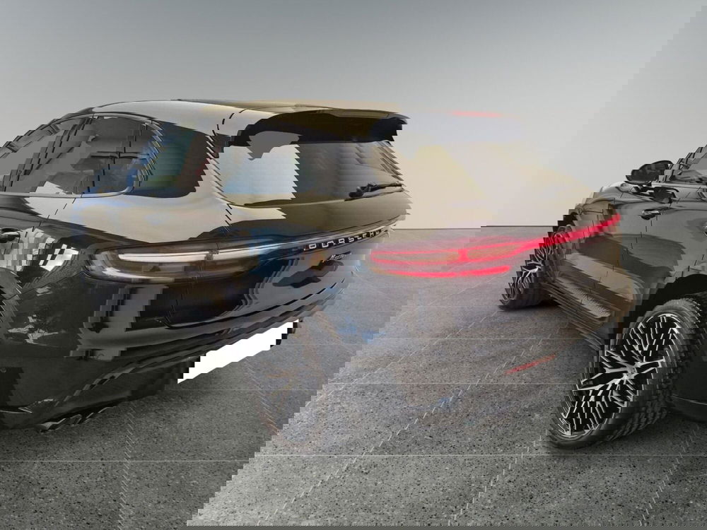 Porsche Macan usata a Bari (19)