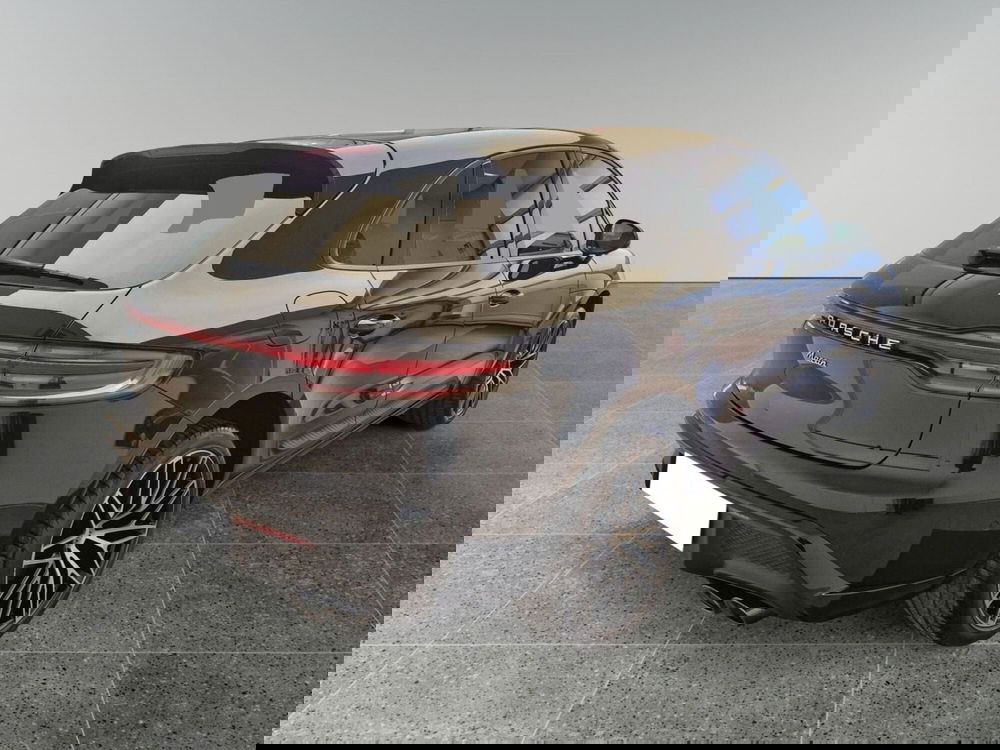 Porsche Macan usata a Bari (2)