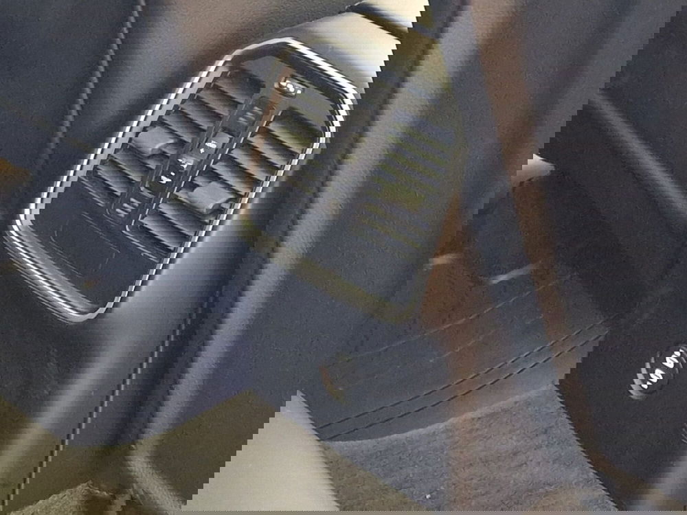 Porsche Macan usata a Bari (20)