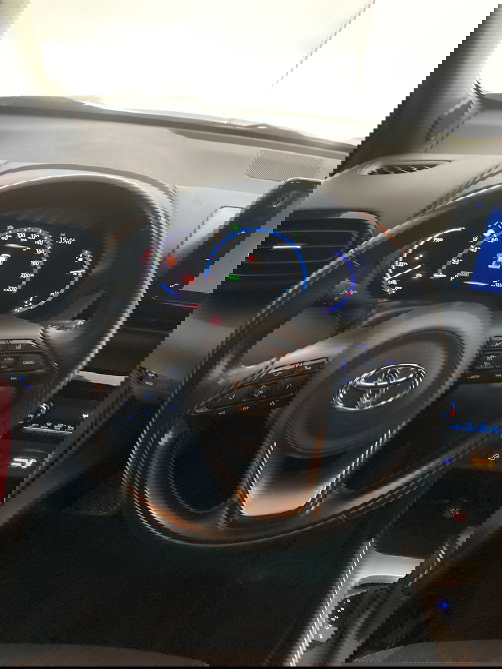 Toyota Yaris Cross usata a Barletta-Andria-Trani (11)