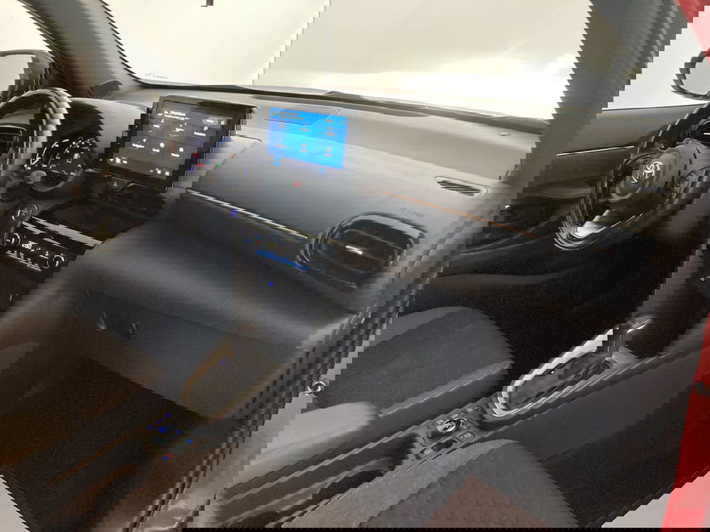 Toyota Yaris Cross usata a Barletta-Andria-Trani (17)