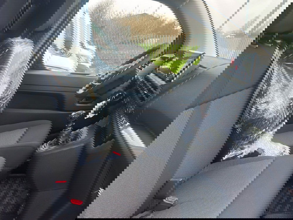 Fiat Scudo Furgone nuova a Bergamo (10)