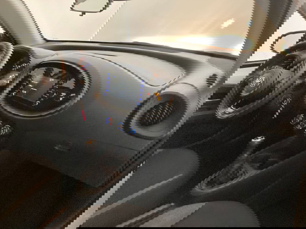Toyota Aygo X usata a Barletta-Andria-Trani (15)