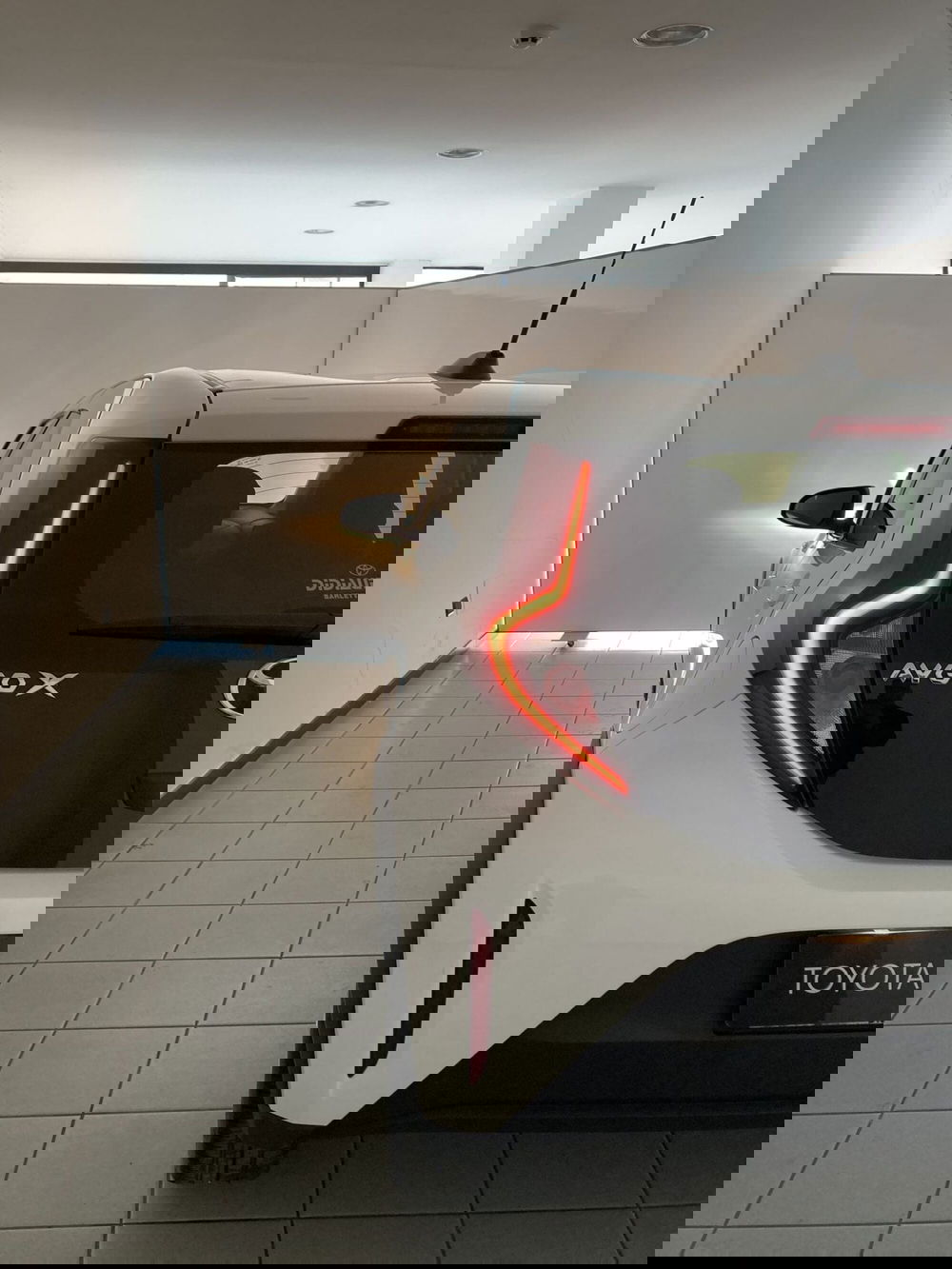 Toyota Aygo X usata a Barletta-Andria-Trani (18)