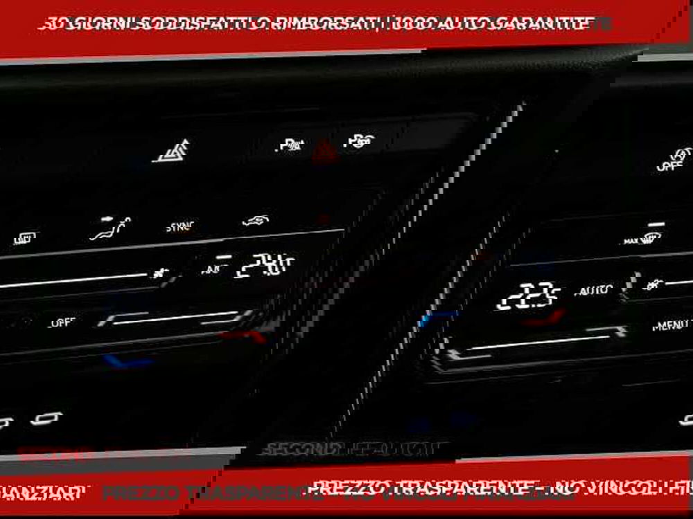 Volkswagen T-Roc nuova a Chieti (16)