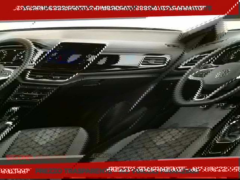 Volkswagen T-Roc nuova a Chieti (8)