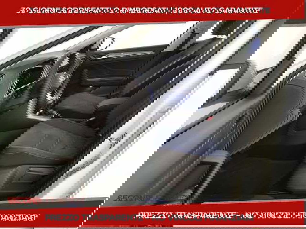 Volkswagen T-Roc nuova a Chieti (5)