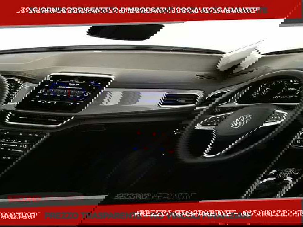 Volkswagen T-Roc nuova a Chieti (8)