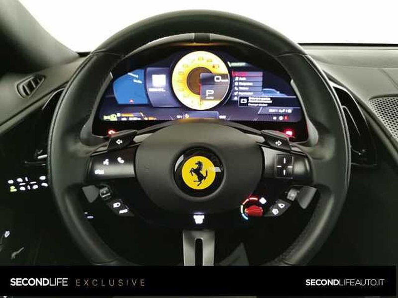 Ferrari Roma Spider usata a Chieti (10)