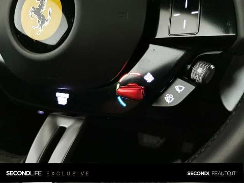 Ferrari Roma Spider usata a Chieti (14)