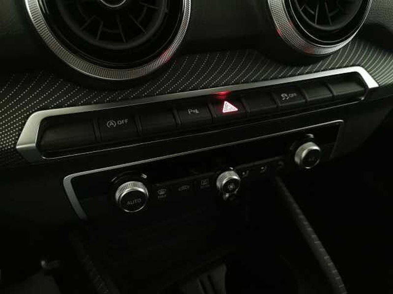 Audi Q2 nuova a Chieti (17)