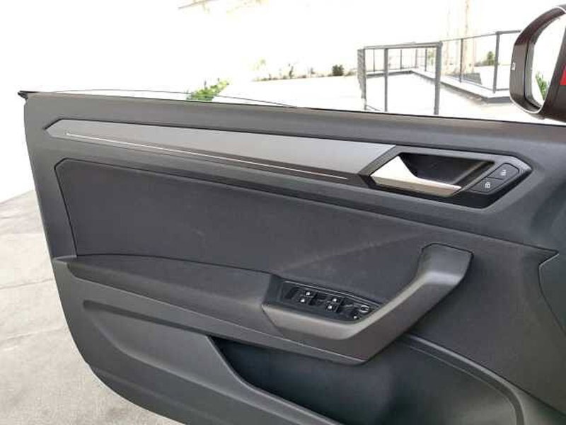 Volkswagen T-Roc Cabrio usata a Chieti (17)
