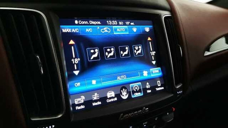 Maserati Levante usata a Chieti (14)