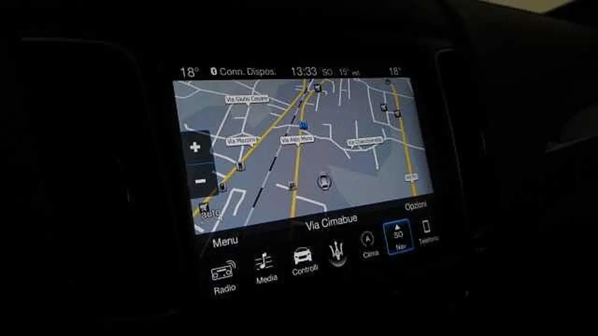 Maserati Levante usata a Chieti (15)