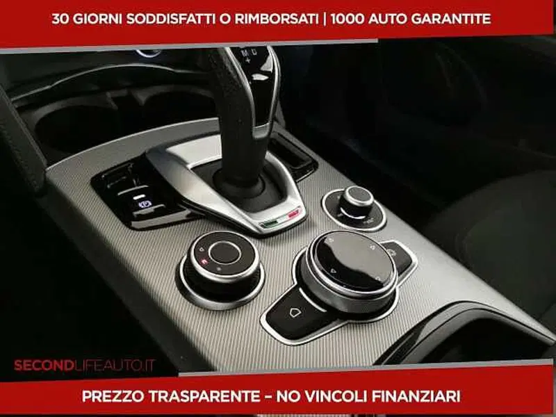 Alfa Romeo Stelvio usata a Chieti (16)