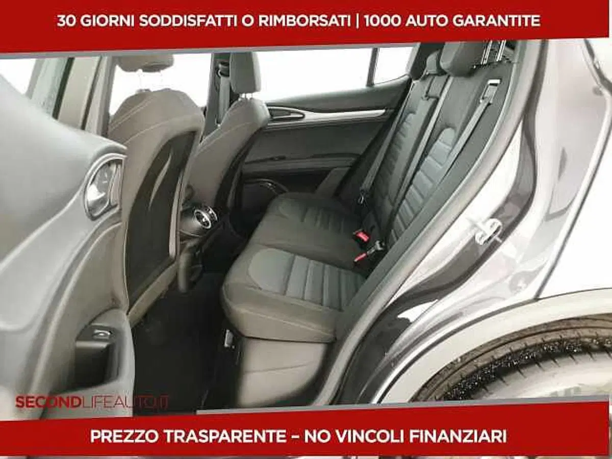 Alfa Romeo Stelvio usata a Chieti (6)