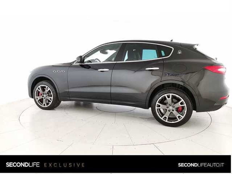 Maserati Levante usata a Chieti (2)