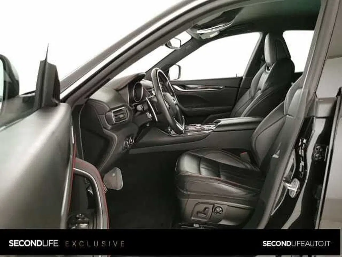 Maserati Levante usata a Chieti (5)