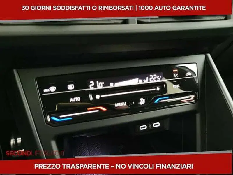 Volkswagen Taigo nuova a Chieti (18)