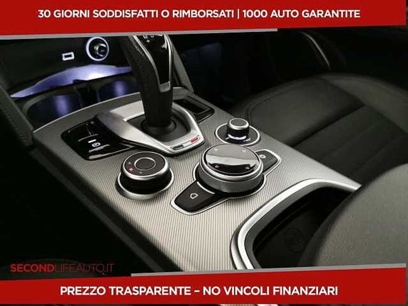Alfa Romeo Stelvio usata a Chieti (19)