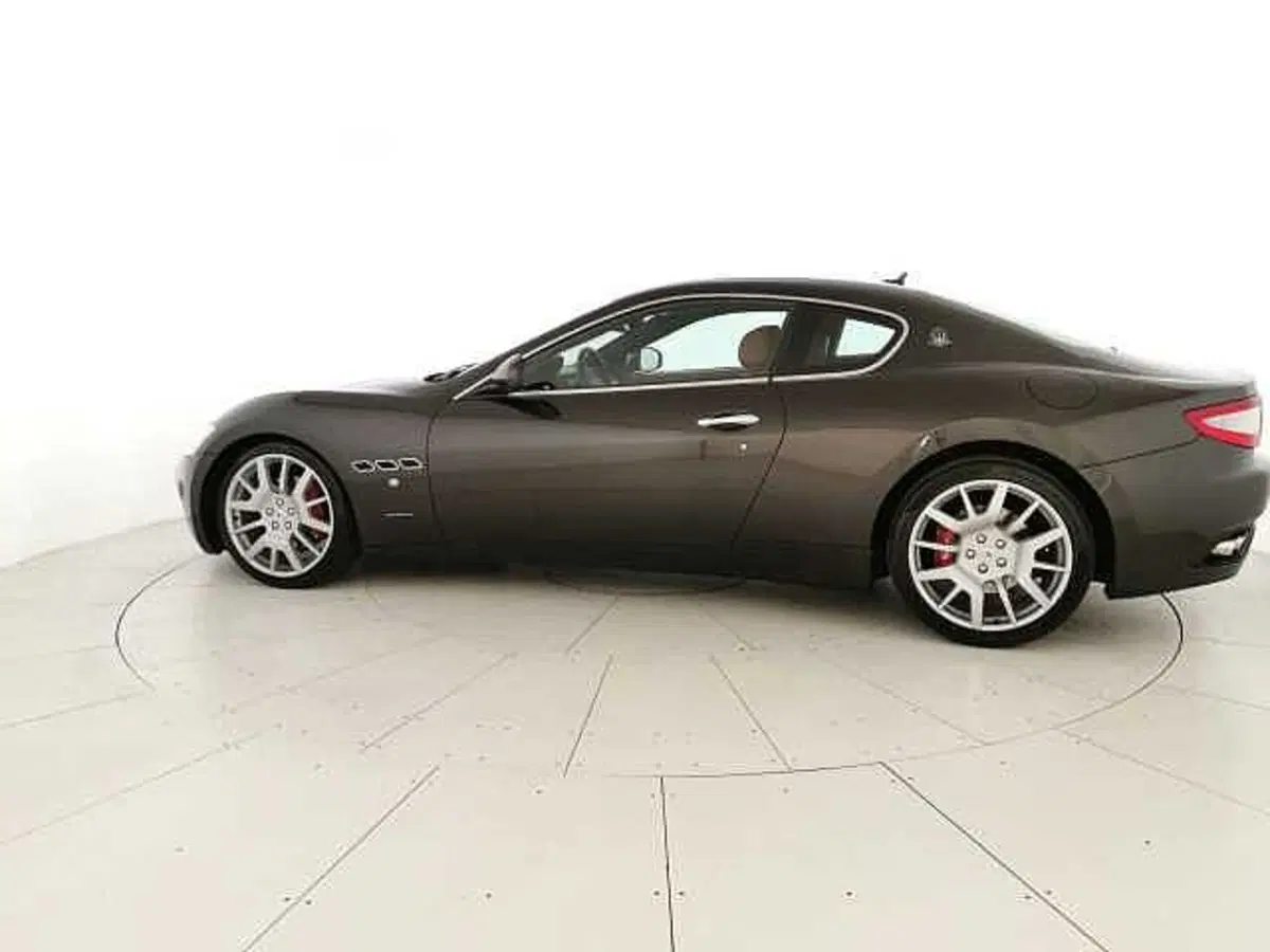 Maserati Granturismo usata a Chieti (2)