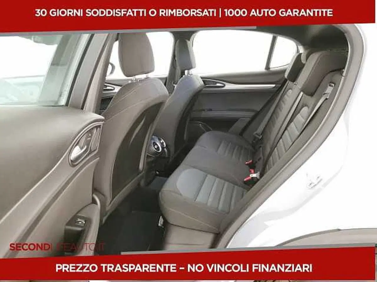 Alfa Romeo Stelvio usata a Chieti (6)