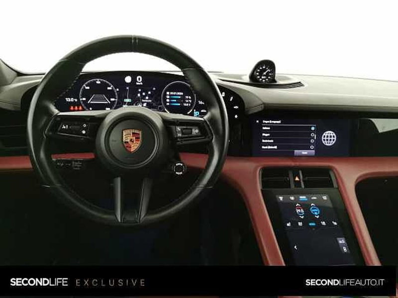 Porsche Taycan Cross Turismo usata a Chieti (10)