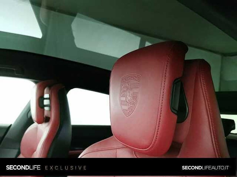 Porsche Taycan Cross Turismo usata a Chieti (20)