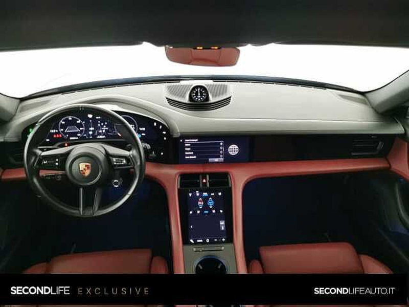Porsche Taycan Cross Turismo usata a Chieti (9)