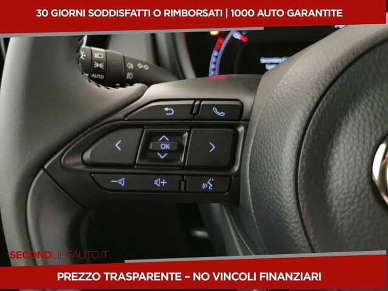 Toyota Aygo X nuova a Chieti (10)