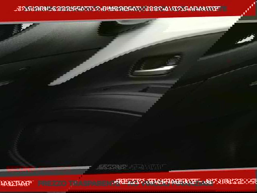 Toyota Aygo X nuova a Chieti (17)