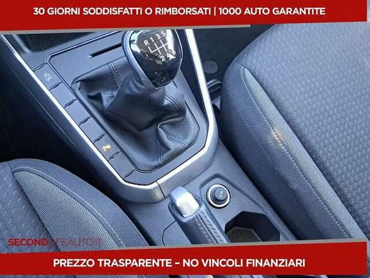 Volkswagen Taigo usata a Chieti (13)