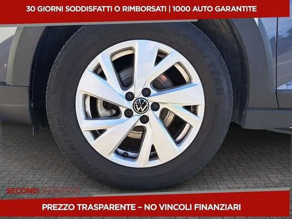 Volkswagen Taigo usata a Chieti (16)