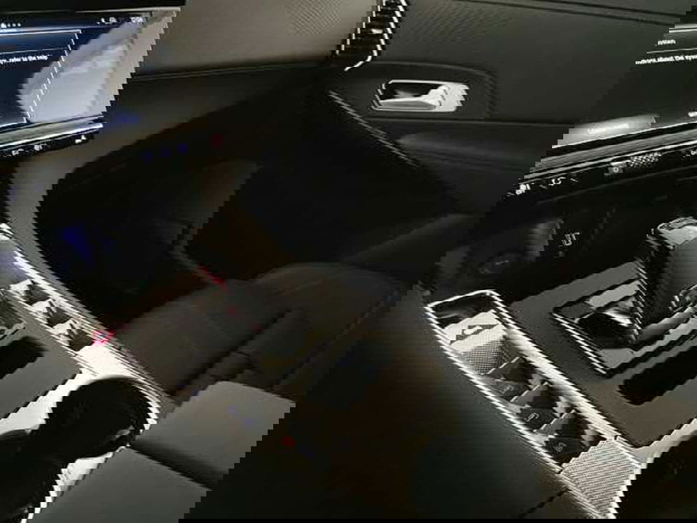 Ds DS 7 nuova a Chieti (19)