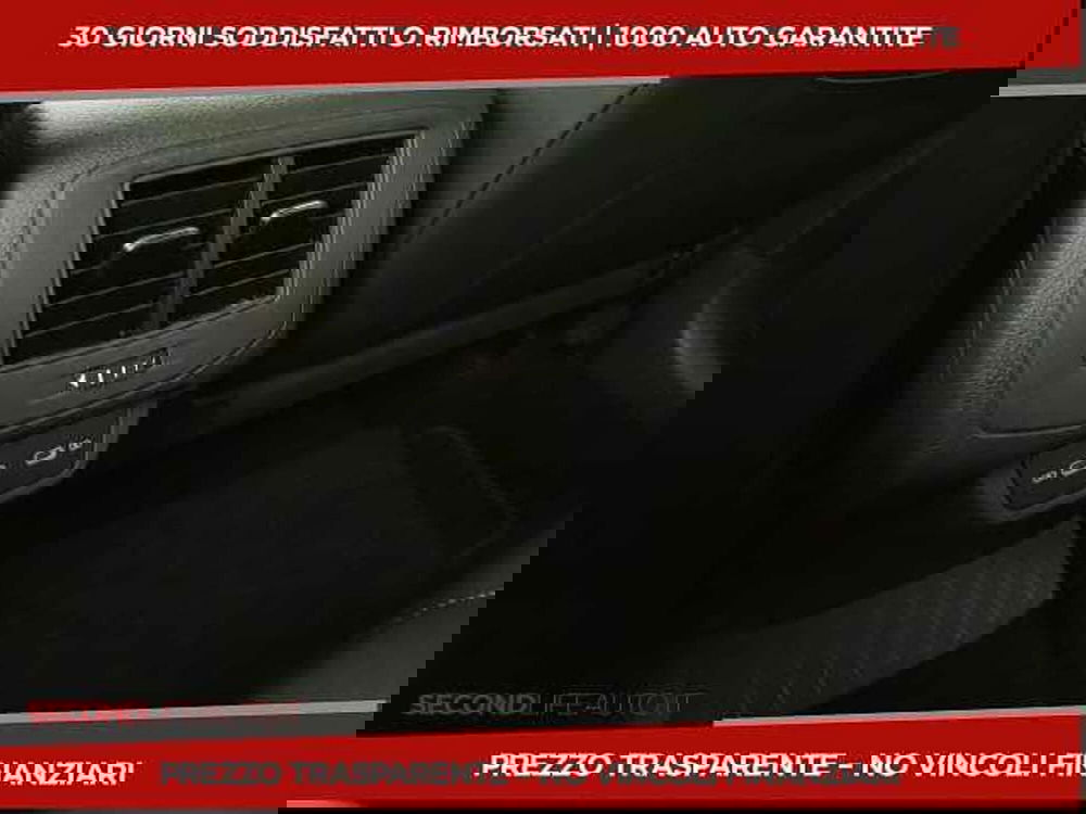 Volkswagen T-Roc usata a Chieti (18)