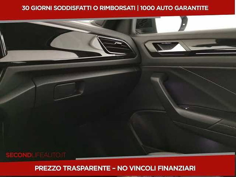 Volkswagen T-Roc usata a Chieti (19)