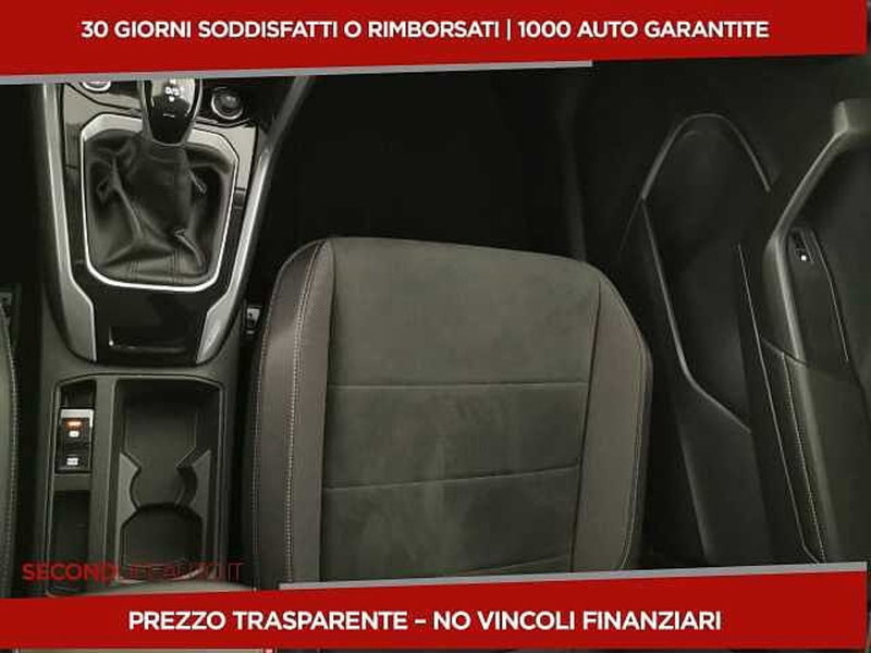 Volkswagen T-Roc usata a Chieti (17)