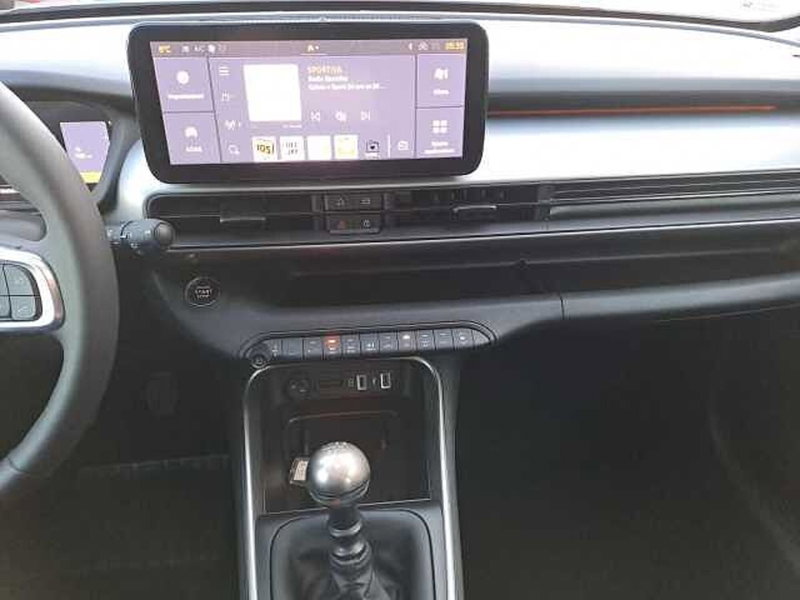 Jeep Avenger usata a Venezia (14)