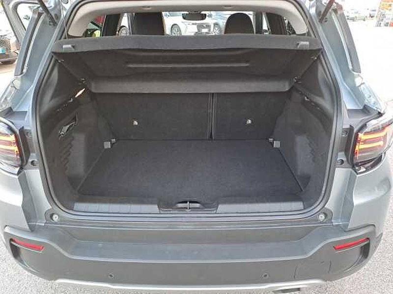 Jeep Avenger usata a Venezia (17)