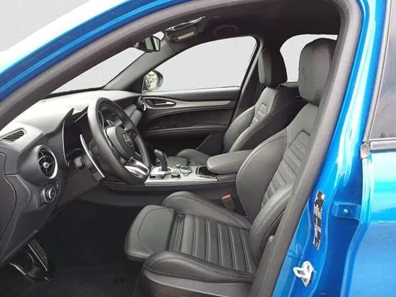 Alfa Romeo Stelvio usata a Venezia (10)